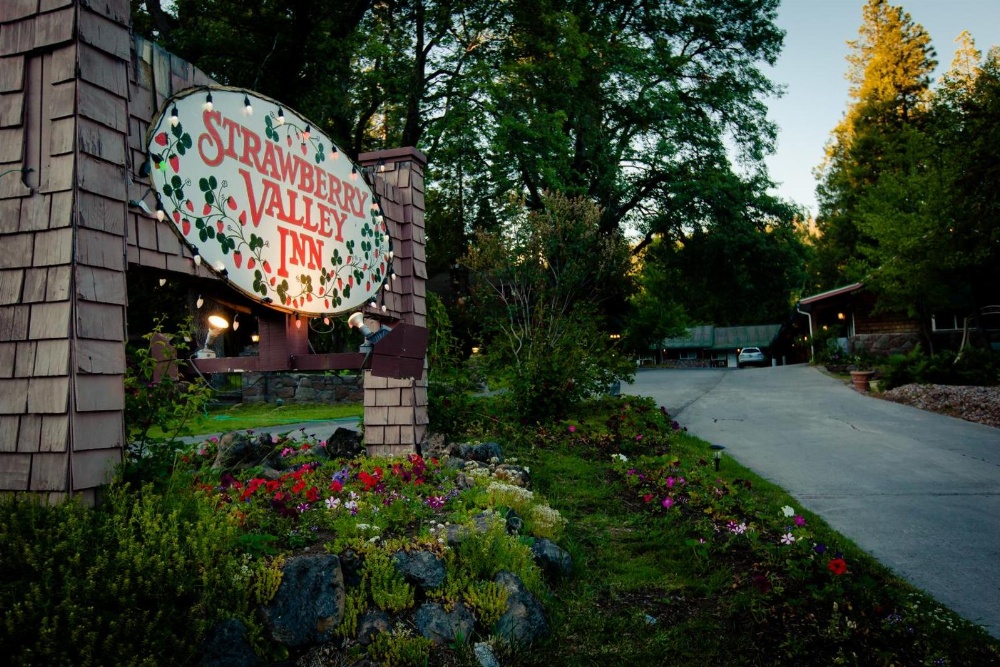 Strawberry Valley Inn Main image