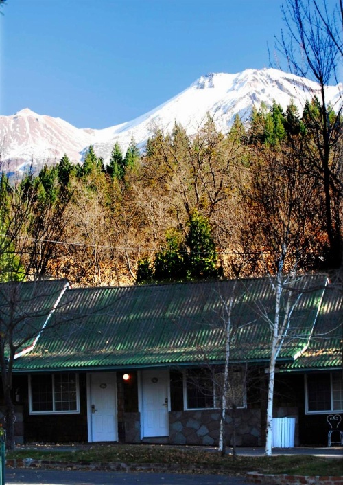 Strawberry Valley Inn image 6